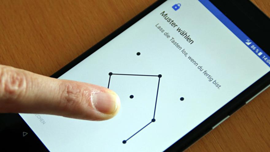 Smartphones Sicher Sperren Verbraucherzentrale De