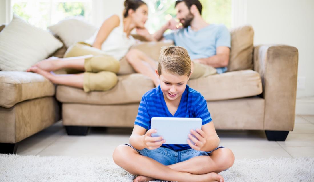 Geschaftsfahigkeit Was Durfen Kinder Im Internet Einkaufen Verbraucherzentrale De